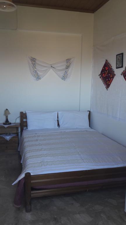 Aris Rooms Anogia Exterior foto